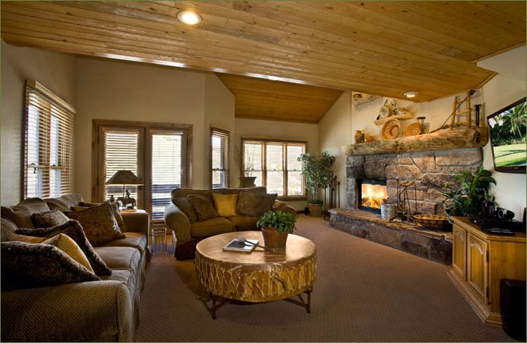 Large slopeside vacation rentals by owner in Park City choose from 3 - 4 bedroom vacation rental homes